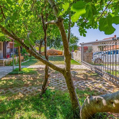 Apartment Eva Medulin Zewnętrze zdjęcie